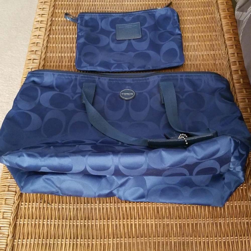 Travel bag